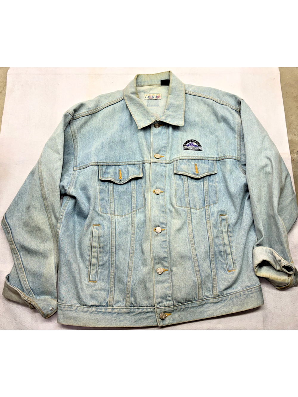 Team Kozz Colorado Rockies Denim Jacket XL Light Wash Embroidered Vintage MLB